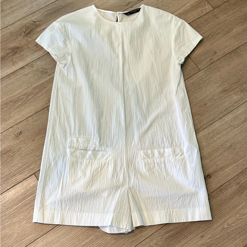 Zara Trafalue White Short Sleeve Romper-Size small